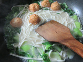 Golden Fish Egg Noodle Soup with Green Vegetables recipe