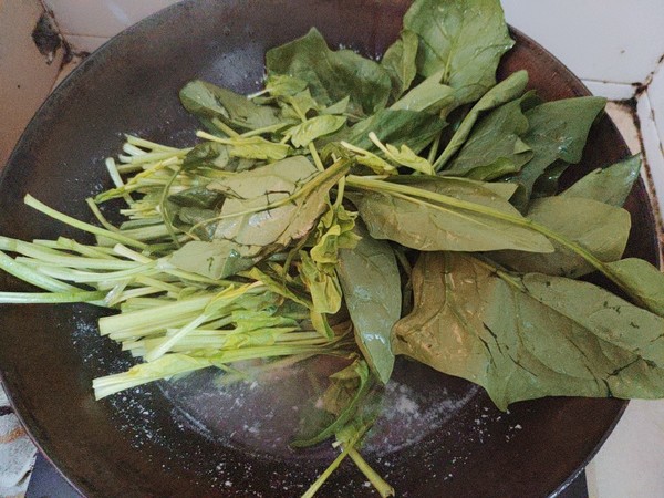 Pork Liver and Spinach Soup recipe