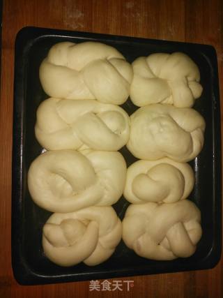 Light Cream Old-fashioned Bread recipe