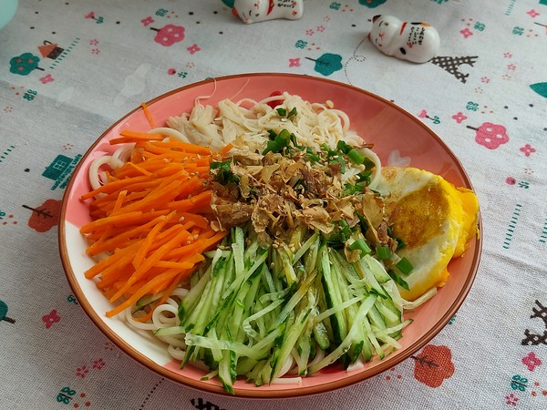 Come and Serve A Bowl of Cold Noodles in The Hot Summer, Refreshing and Not Greasy recipe