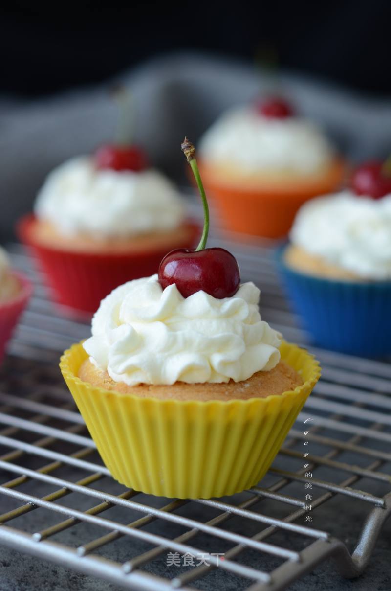 Cherry Cream Cup Cake recipe