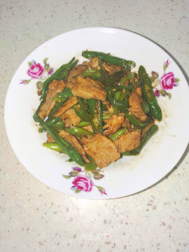 Fried Pork with Chili recipe