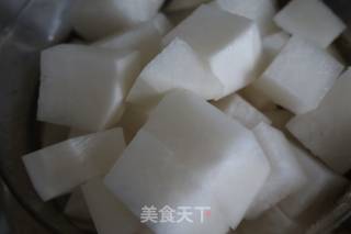 Stewed White Radish with Hoof recipe