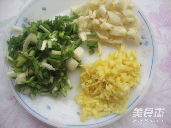 Seaweed Mixed with Soybeans recipe