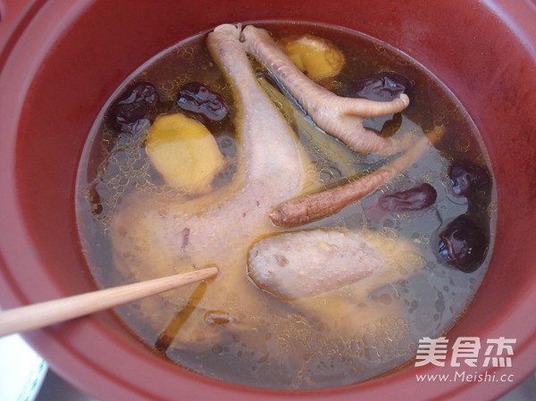 Electric Pot Stewed Chicken Soup recipe