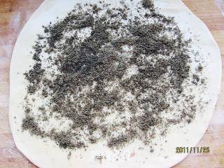 Black Sesame Brown Sugar Crepes recipe