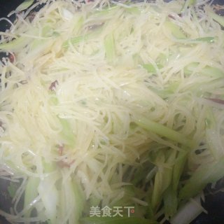 Celery and Potato Shreds recipe