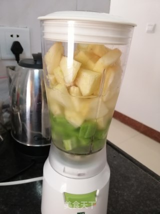 Apple Series 4: Apple Bitter Gourd Juice recipe