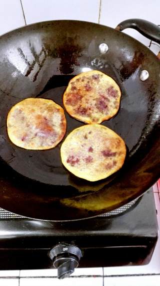 Cornmeal Purple Potato Cake recipe