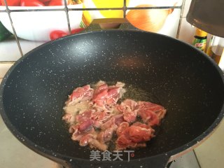 #trust之美# Fried Pork with Green Garlic recipe