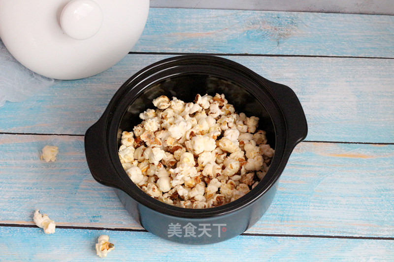 Black Le Casserole Popcorn recipe