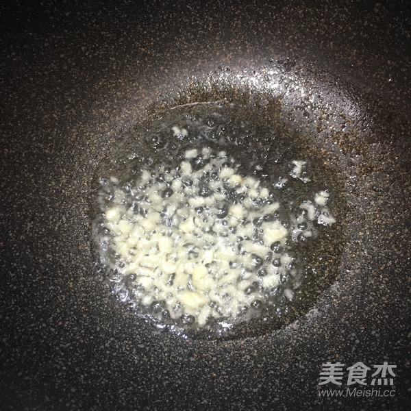 Stir-fried Hor Fun with Ham recipe