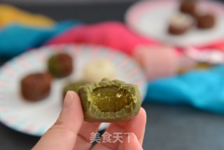 Three-color Snowy Mooncakes recipe