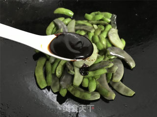 Stir-fried Lamb Eyed Peas with Edamame recipe