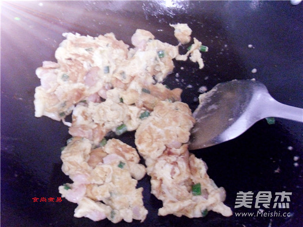 Scrambled Eggs with Shrimp recipe