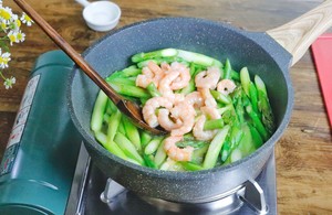 Fresh in Spring🔥fried Shrimps with Asparagus in Abalone Sauce🔥fresh and Low-fat recipe