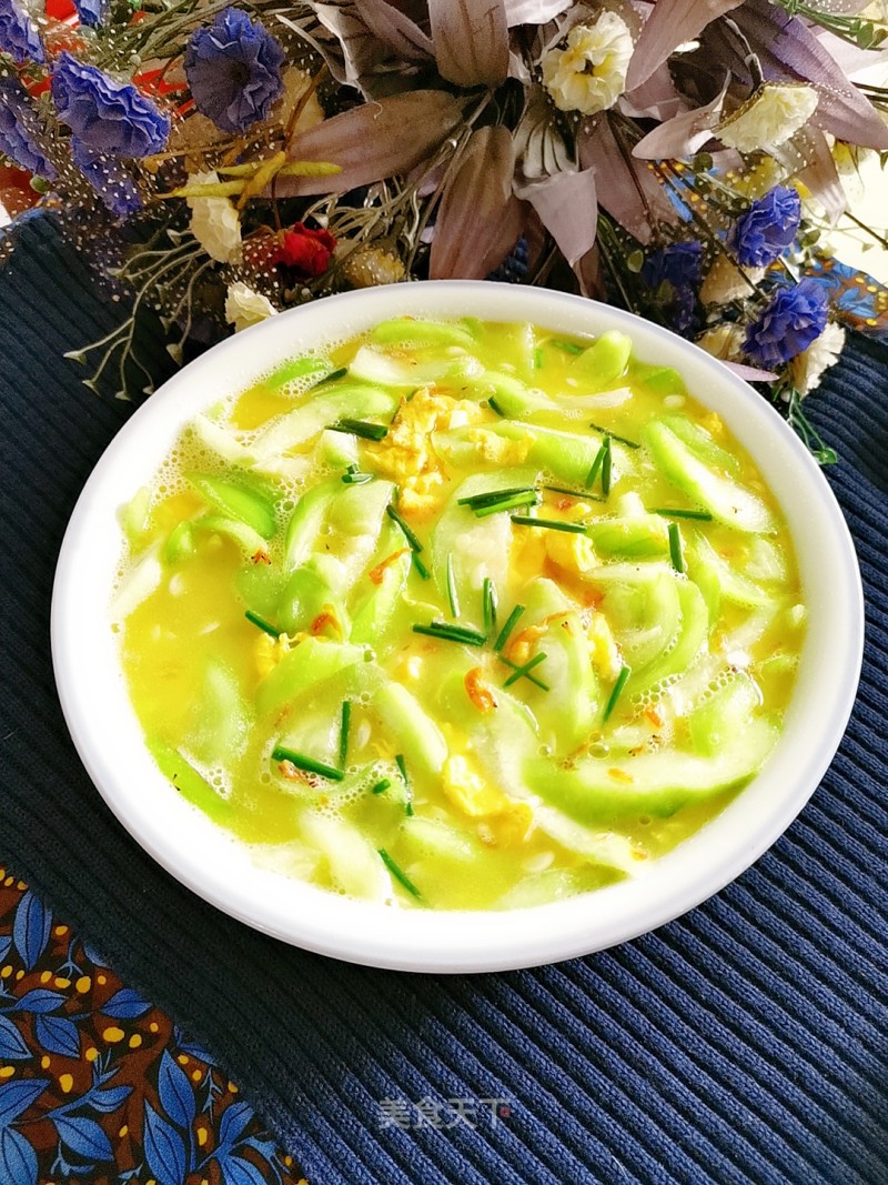 Loofah, Shrimp and Egg Soup recipe