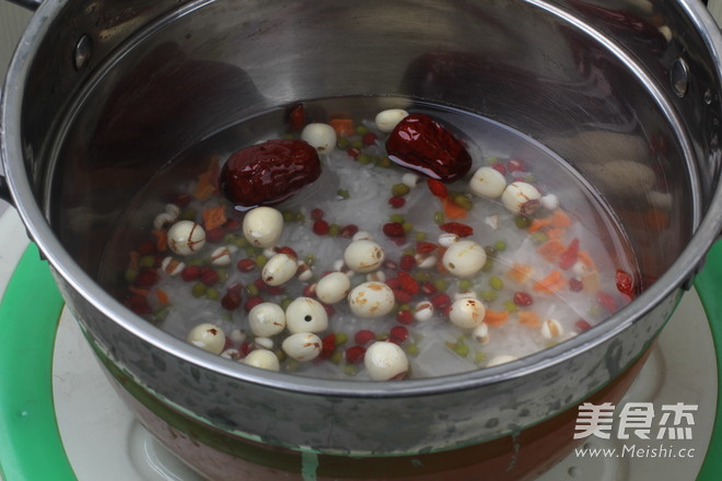 Jujube and Lotus Seed Porridge Suitable Season to Drink Suitable Porridge recipe