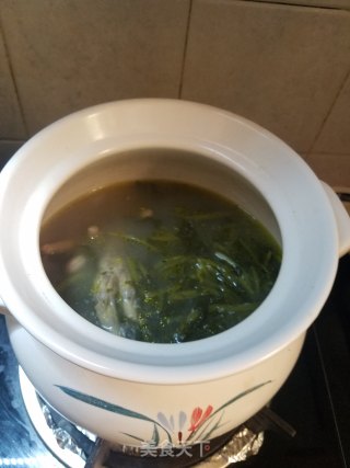 Watercress Pot Chicken Feet Peanut Eyebrow Soup recipe