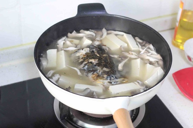 Fish Head Tofu Soup (jiuyang Light Luxury Wok) recipe