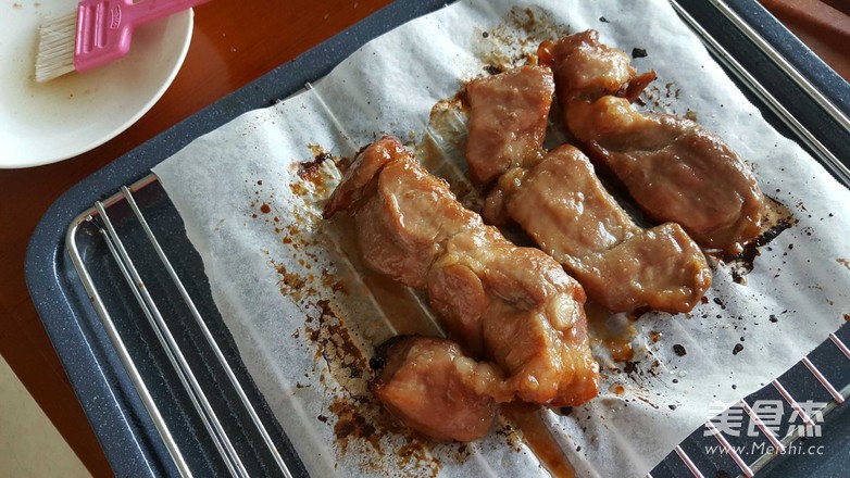 Barbecued Pork with Honey Sauce recipe