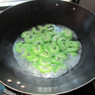 Cold Bitter Gourd recipe