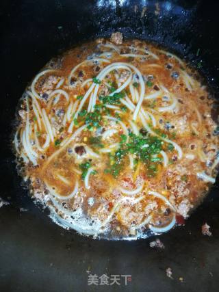 Rice Noodles with Minced Meat recipe