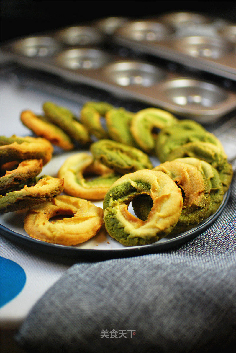 Two-color Butter Cookies recipe