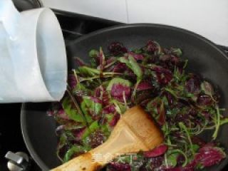 Stir-fried Red Amaranth recipe