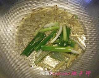 Braised Chicken Wings with Spring Bamboo Shoots in Oil recipe