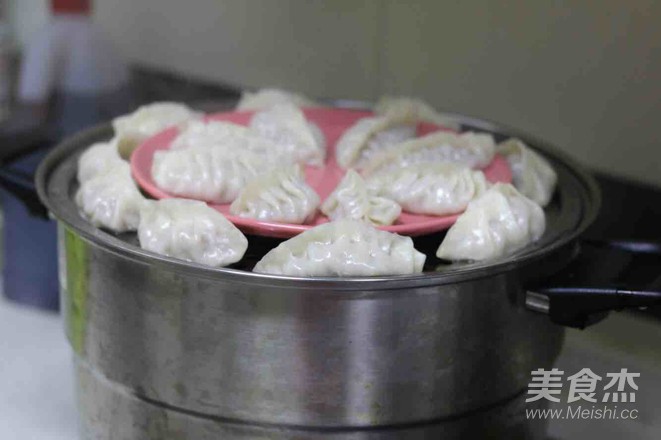 Beef, Lotus Root and Celery Dumplings recipe