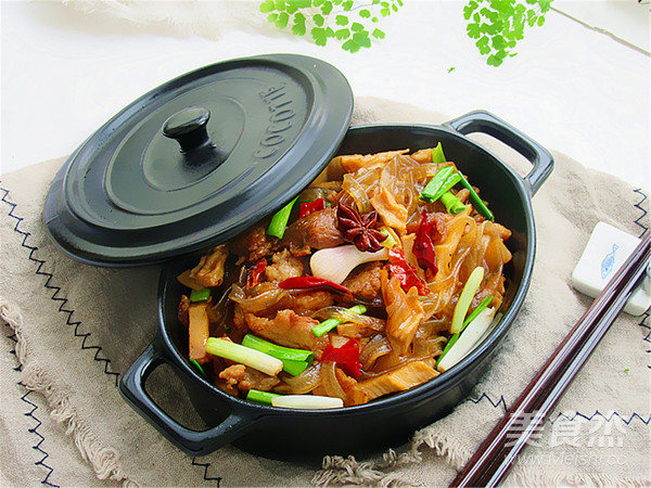 Braised Pork with Dried Bamboo Shoots recipe