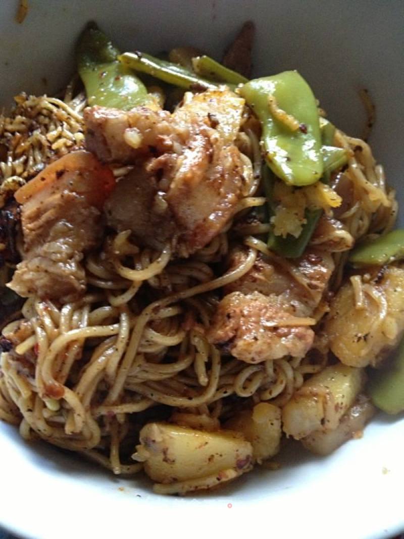 The Inseparable Pasta-lomian (simmered Noodles)