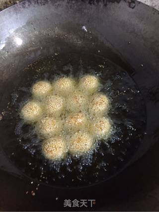 Pumpkin Glutinous Rice Sesame Dumpling recipe