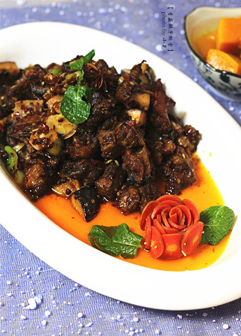 Autumn Spicy Fragrant Spicy Pork Ribs with Mushrooms recipe
