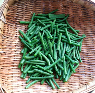 Sour and Spicy Cold Beans recipe