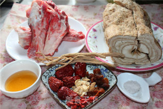 Winter Soup——fen Ge Big Bone recipe