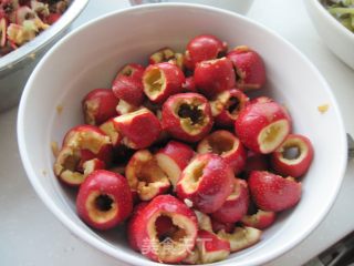 Can be Dipped in Homemade Hawthorn Sauce that Can be Mixed with Drinks recipe