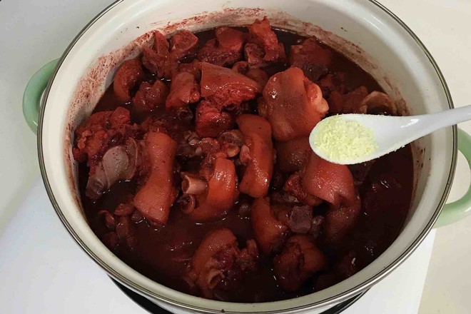 Braised Pig's Trotters with Red Lees recipe