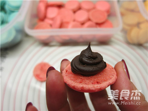 Colorful French Macarons recipe