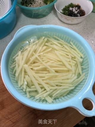 Hot and Sour Potato Shreds recipe