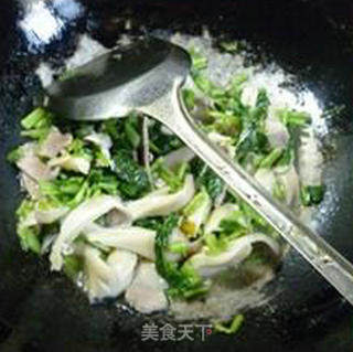 Stir-fried Pleurotus with Lean Pork and Pickled Vegetables recipe