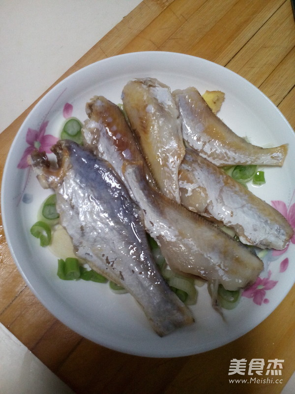 Microwave Steamed Dried Fish recipe