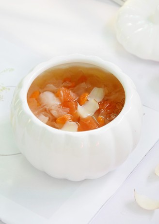 Papaya Tremella Lily Soup