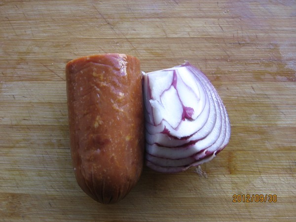 Crispy Onion Ham Mooncakes recipe