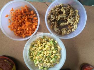 Stir-fried Three Diced Walnuts recipe