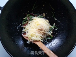 Hot and Sour Potato Shreds recipe