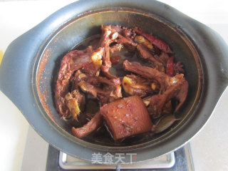 Spicy Braised Duck Clavicle recipe