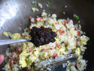 Laoganma Purple Cabbage Fried Rice recipe