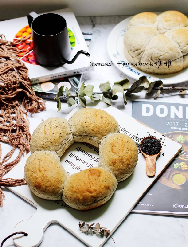 Black Sesame Bread (medium Species) recipe